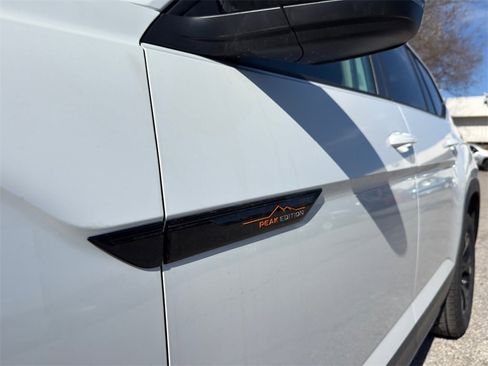 New 2026 Volkswagen Atlas Peak Edition image 5