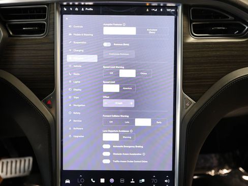 Used 2016 Tesla Model X Performance image 59