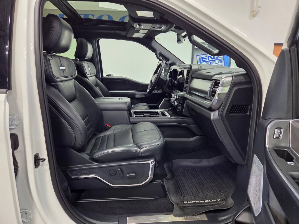 Used 2025 Ford F250 Platinum AWD/4WD image 16