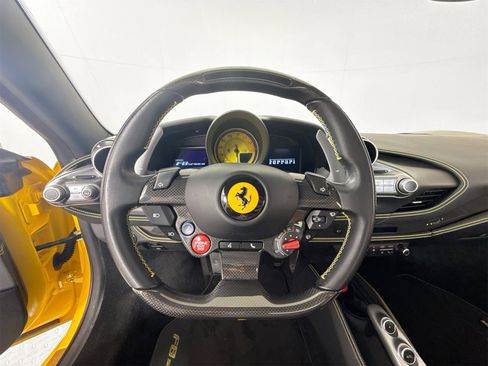 Certified 2021 Ferrari F8 Tributo image 10