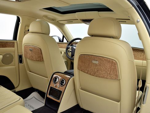 Used 2015 Bentley Flying Spur V8 AWD/4WD image 29