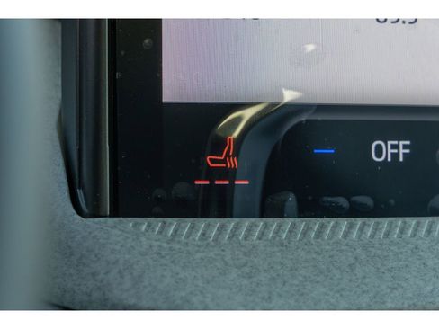 New 2025 Ford Maverick XLT w/ Equipment Group 301A image 25