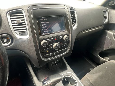 Used 2019 Dodge Durango SXT w/ 3rd Row Seating Group AWD/4WD image 22
