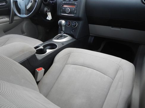 Used 2012 Nissan Rogue S image 33