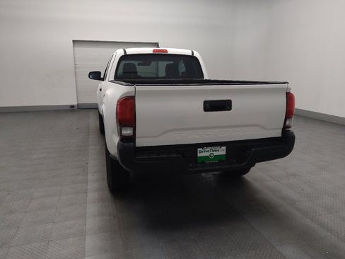 Used 2022 Toyota Tacoma SR image 6