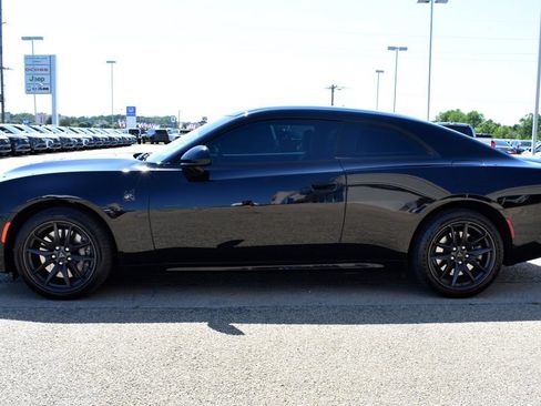 Used 2026 Dodge Charger Scat Pack w/ Blacktop Package AWD/4WD image 5