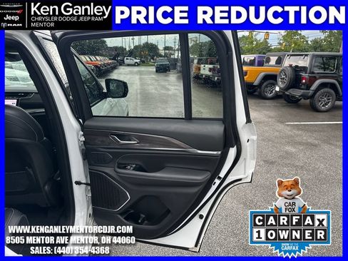 Certified 2024 Jeep Grand Cherokee Overland w/ Trailer Tow Package AWD/4WD image 25