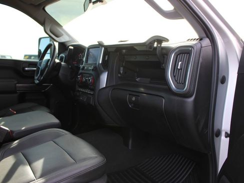 Used 2022 Chevrolet Silverado 2500 LTZ w/ Z71 Off-Road Package image 31