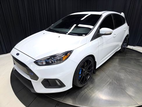 Used 2017 Ford Focus RS AWD/4WD image 48