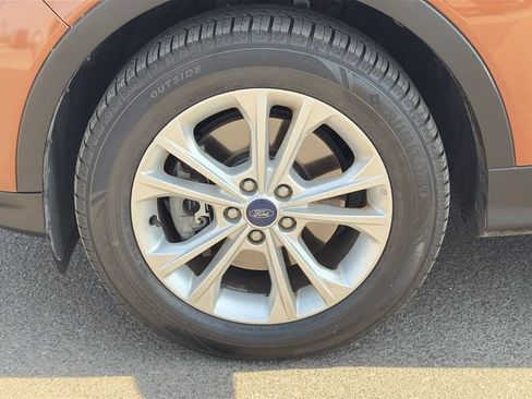 Used 2017 Ford Escape SE FWD image 10