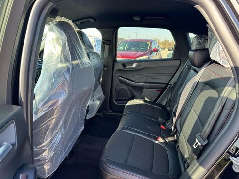 New 2026 Ford Escape ST-Line w/ Cold Weather Package image 4