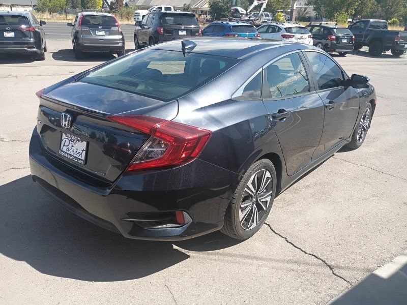 Used 2018 Honda Civic EX-T image 5