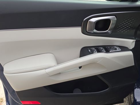 New 2026 Kia Sorento S image 17