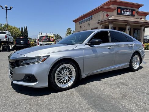 Used 2022 Honda Accord Sport image 2