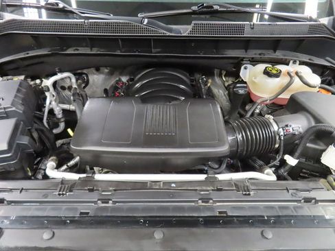 Used 2021 Chevrolet Silverado 1500 LT Trail Boss w/ Convenience Package II AWD/4WD image 29