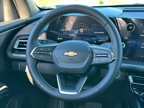New 2026 Chevrolet Traverse LT w/ LPO, Floor Liner Package FWD image 7