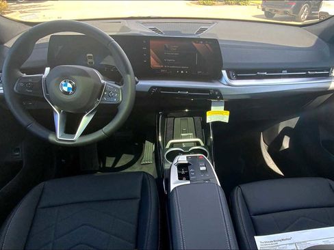 New 2026 BMW X2 xDrive28i w/ Technology Package image 4