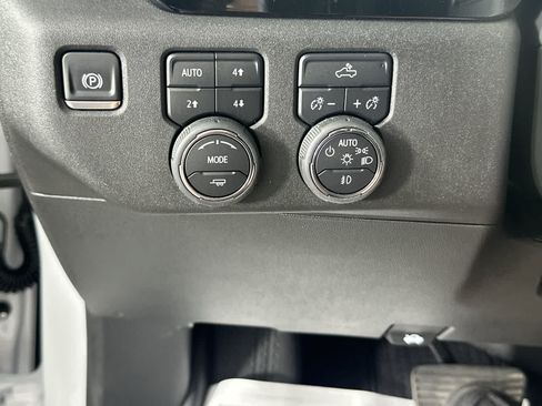 Used 2025 Chevrolet Silverado 1500 RST w/ Convenience Package II AWD/4WD image 30