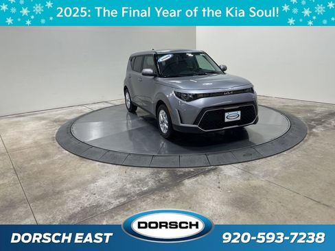 New 2025 Kia Soul LX w/ LX Technology Package image 3