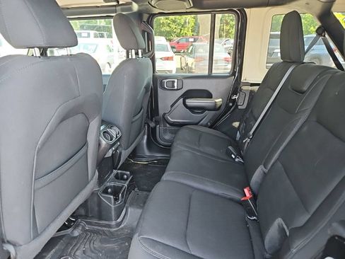 Used 2021 Jeep Wrangler Unlimited Sport AWD/4WD image 14