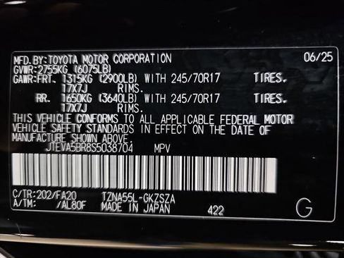 Certified 2025 Toyota 4Runner SR5 image 22