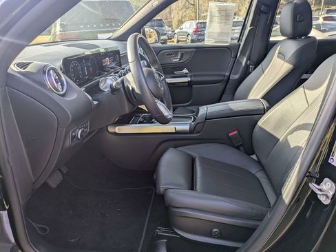 Used 2024 Mercedes-Benz GLB 250 GLB 250 image 24