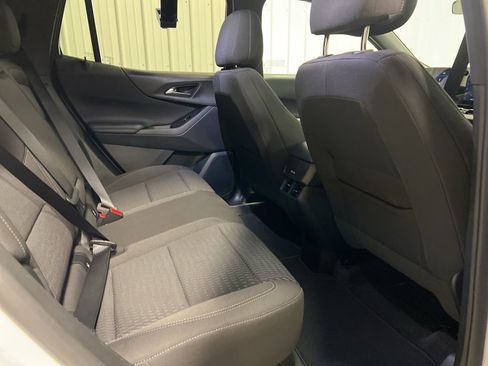 Certified 2025 Chevrolet Equinox LT AWD/4WD image 9
