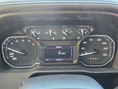 Used 2022 GMC Sierra 1500 Elevation image 12