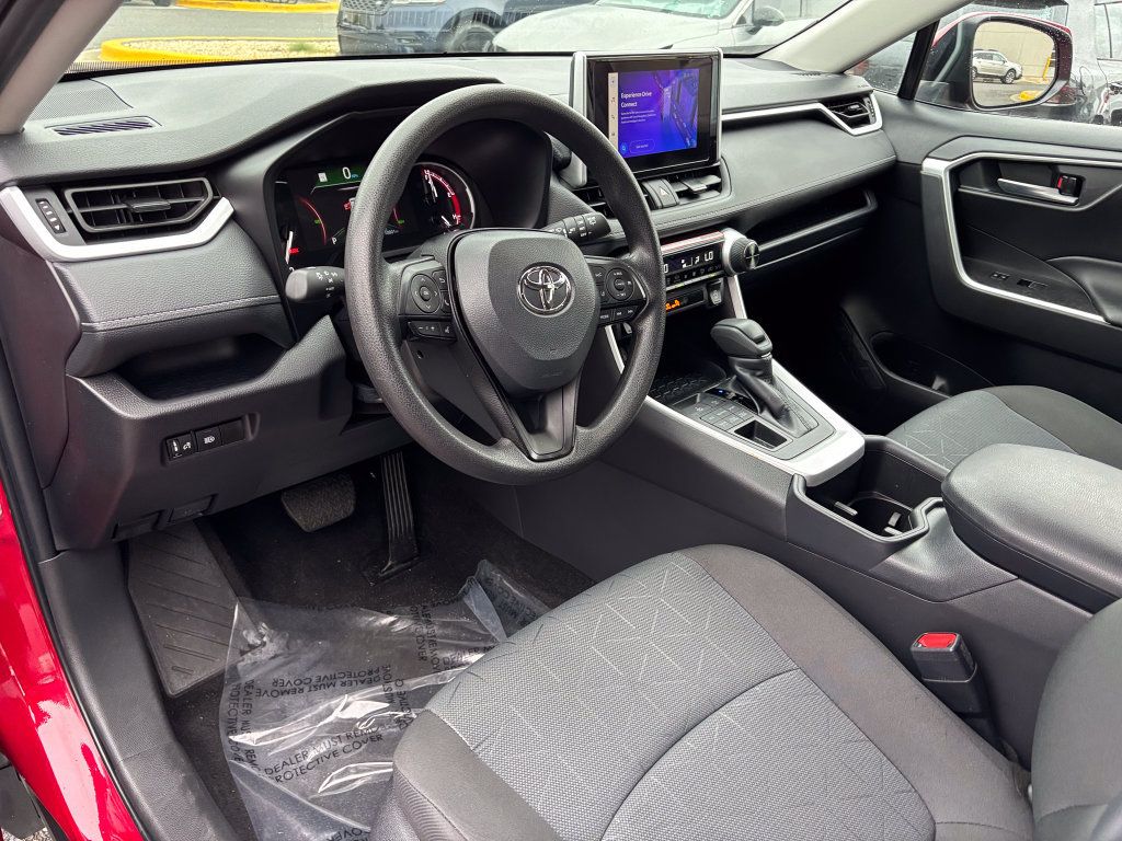 Certified 2025 Toyota RAV4 XLE AWD/4WD image 16