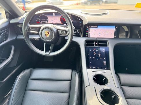 Used 2022 Porsche Taycan 4S image 18
