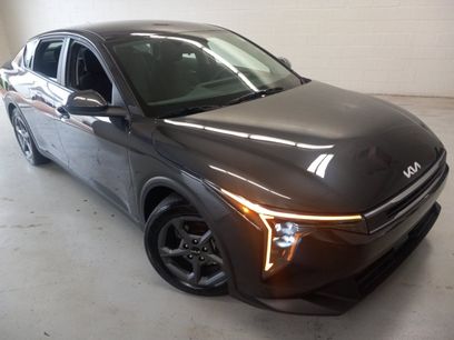 Certified 2025 Kia K4