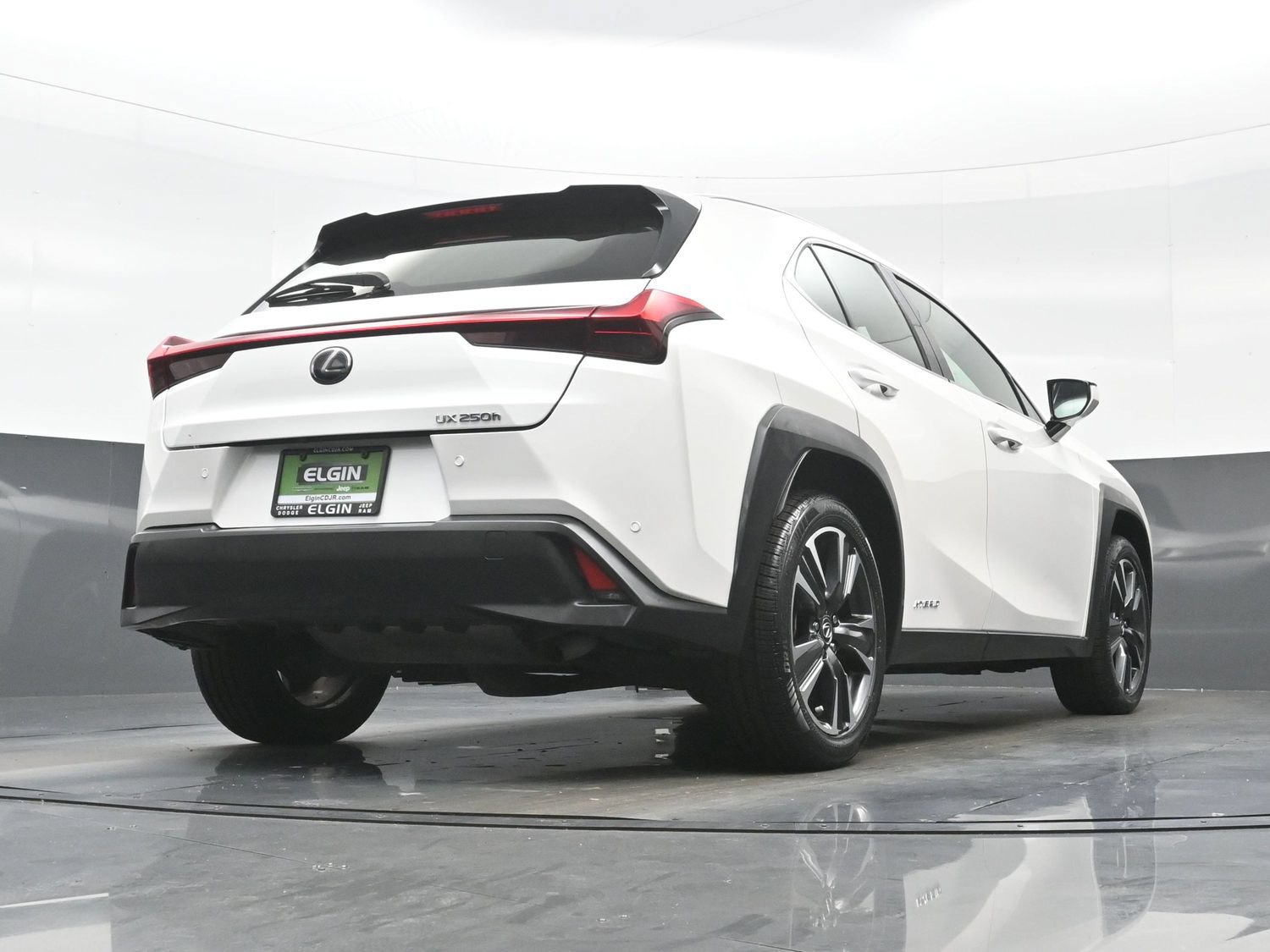 Used 2021 Lexus UX 250h w/ Premium Package AWD/4WD image 36