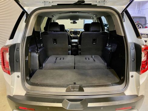 Used 2022 GMC Acadia SLE image 38