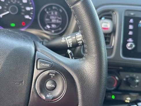 Used 2020 Honda HR-V Sport image 17