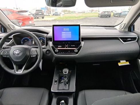 New 2026 Toyota Corolla Cross XLE w/ Convenience Package AWD/4WD image 8