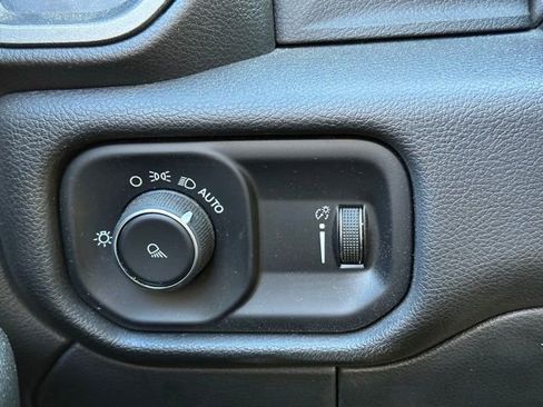 Used 2022 RAM 3500 Tradesman image 19