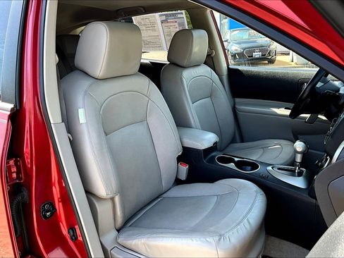 Used 2013 Nissan Rogue SL image 7