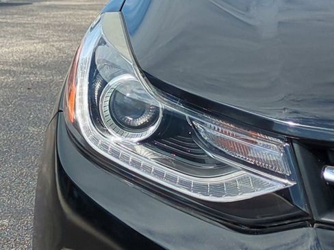 Used 2022 Chevrolet Trax LT w/ Driver Confidence Package image 10