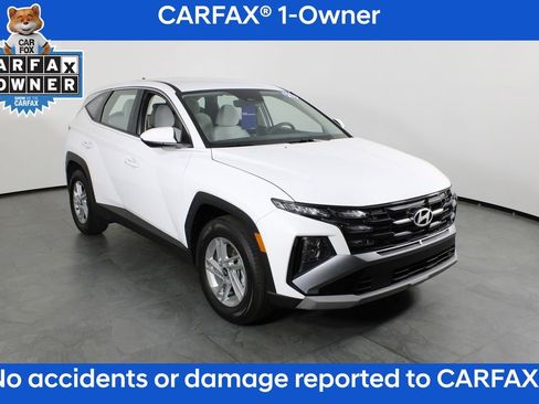 Certified 2025 Hyundai Tucson SE image 5