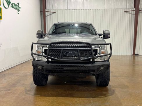 Used 2020 Ford F350 Lariat w/ Lariat Value Package AWD/4WD image 2