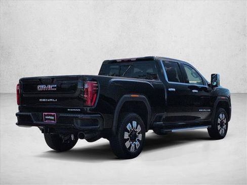 New 2026 GMC Sierra 2500 Denali w/ Denali Reserve Package AWD/4WD image 2