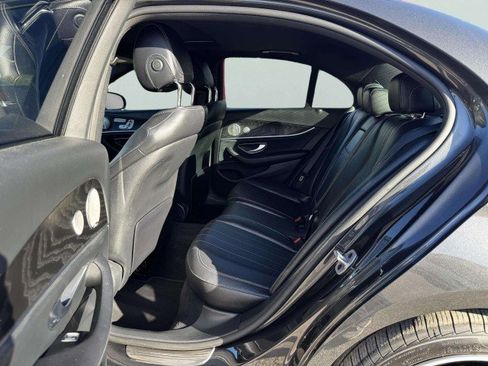 Used 2023 Mercedes-Benz E 350 Sedan image 34