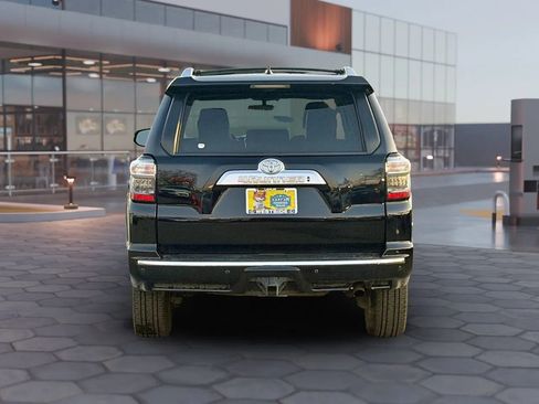 Used 2016 Toyota 4Runner Limited image 9