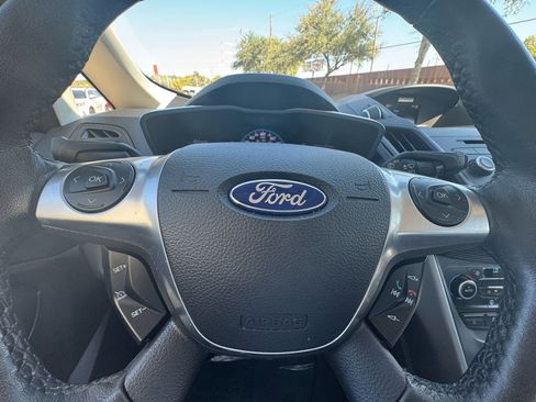 Used 2017 Ford C-MAX SE image 17