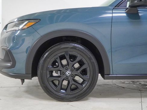 Used 2025 Honda HR-V Sport image 17