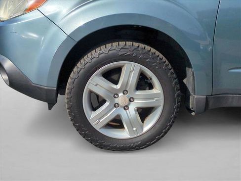 Used 2010 Subaru Forester 2.5X Limited w/ Popular Equipment Group 4A image 13