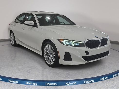 Used 2023 BMW 330i Sedan w/ Convenience Package RWD image 4