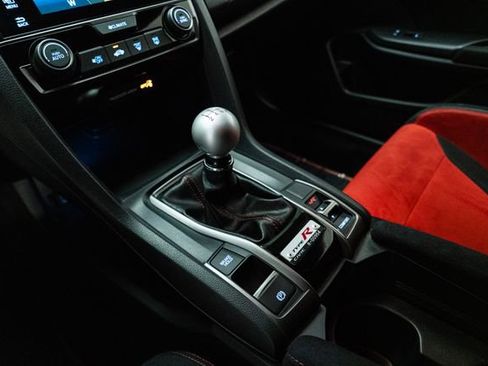 Used 2017 Honda Civic Type R image 26