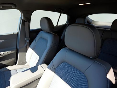 New 2026 Buick Envista Preferred w/ Convenience I Package image 10