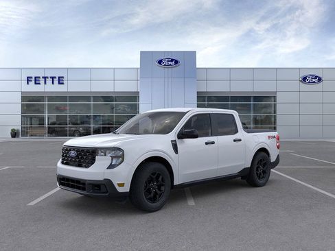 New 2025 Ford Maverick XLT w/ XLT Luxury Package AWD/4WD image 1